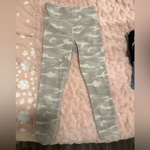 Athleta Camo Active Leggings - Light Gray & Cream